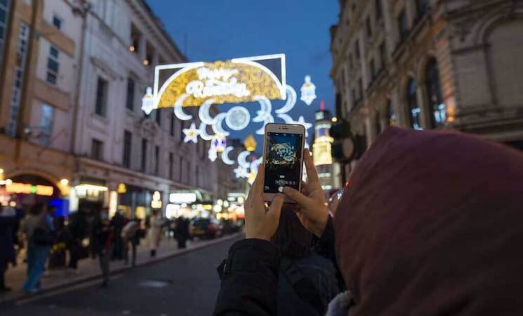 جمعیت مسلمان لندن و دیزاین خیابان‌های لندن برای اولین بار در رمضان