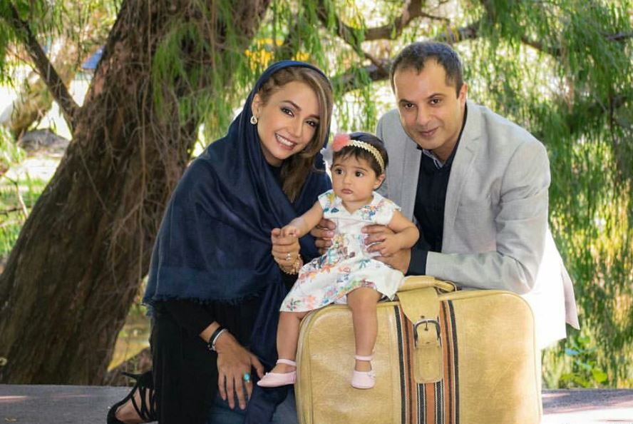 شبنم قلی خانی و دختر و همسرش در استرالیا