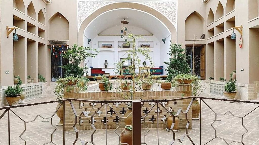 اتاق‌های تابستانی در معماری ایرانی