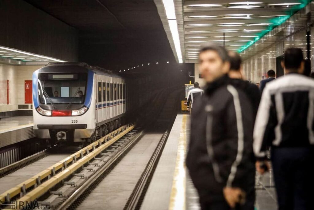 تاثیرات دیگر بازطراحی معماری ایستگاه‌ مترو امام حسین تهران