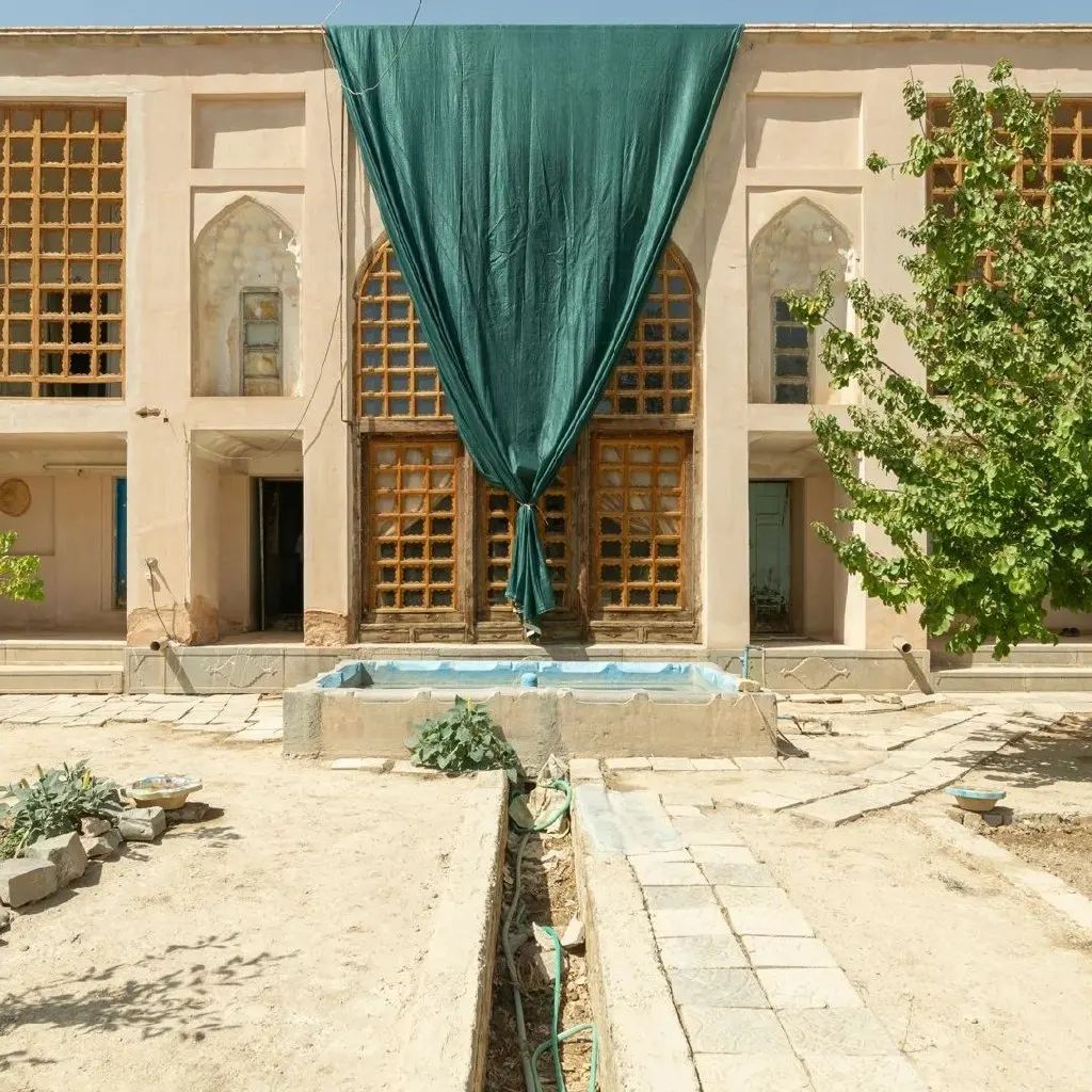 عمارت خان