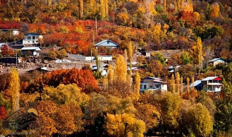 یک روستا در قزوین که شکل و شمایلش با رومانیِ اروپا هیچ فرقی ندارد!