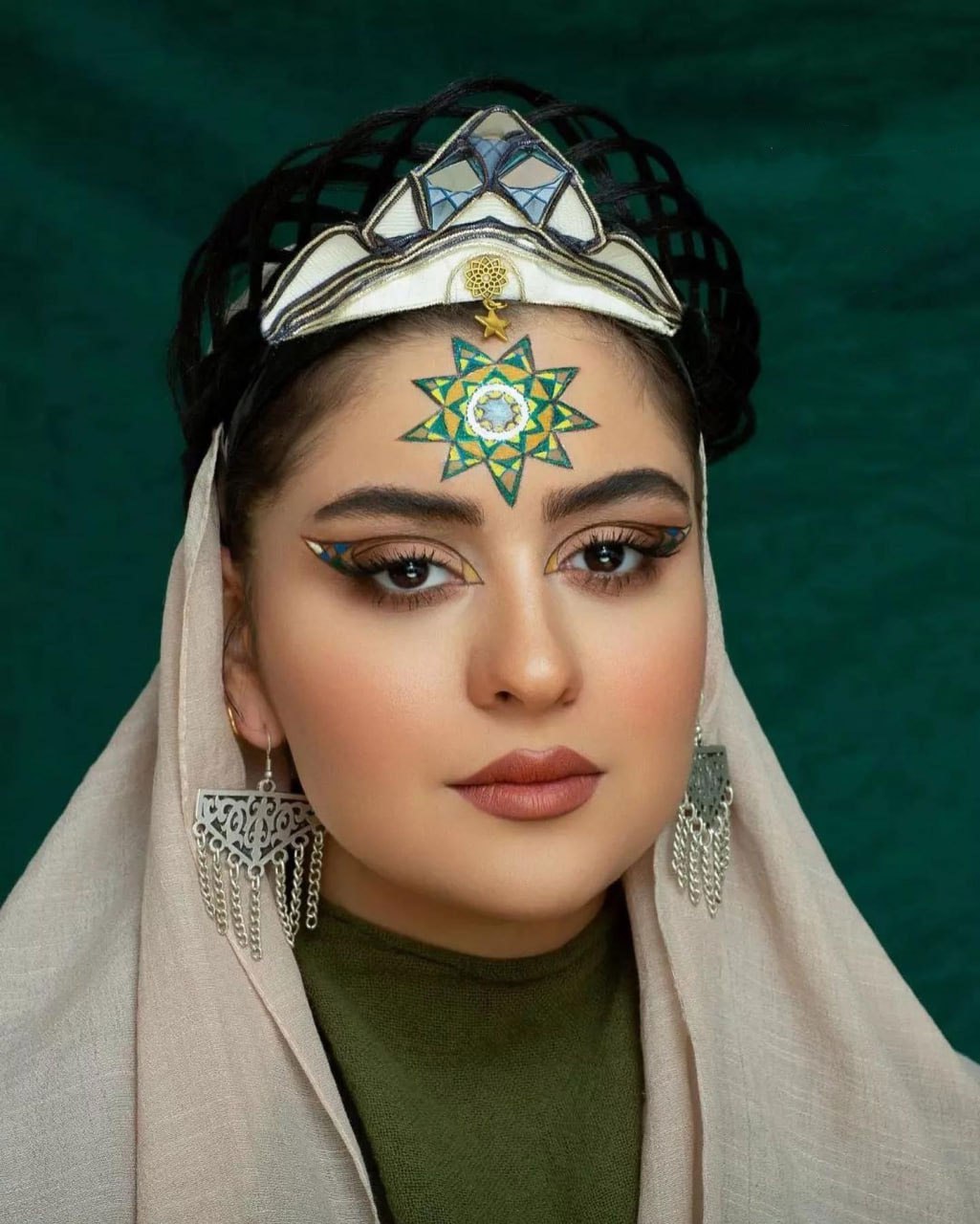 مریم رهنما