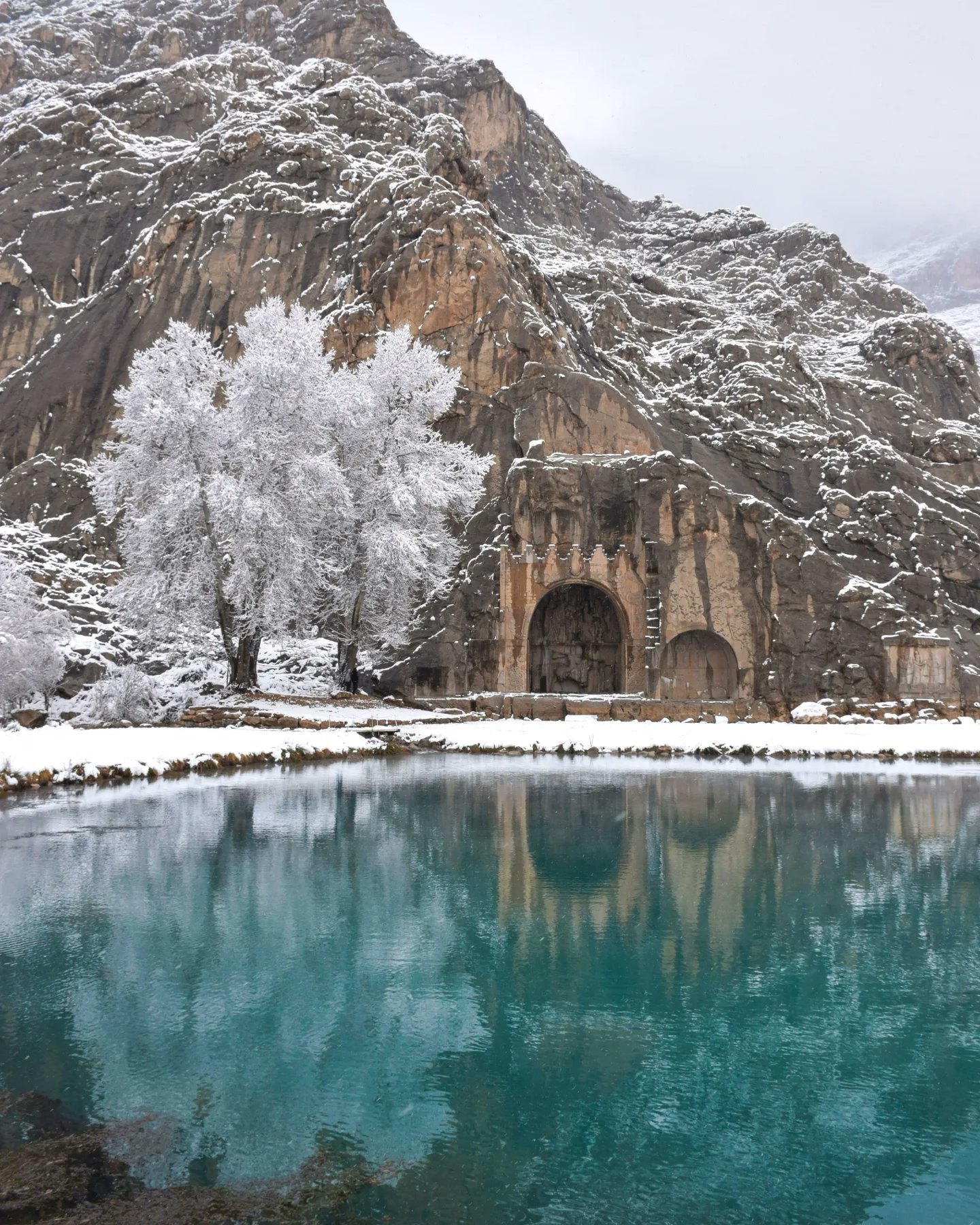 طاق بستان