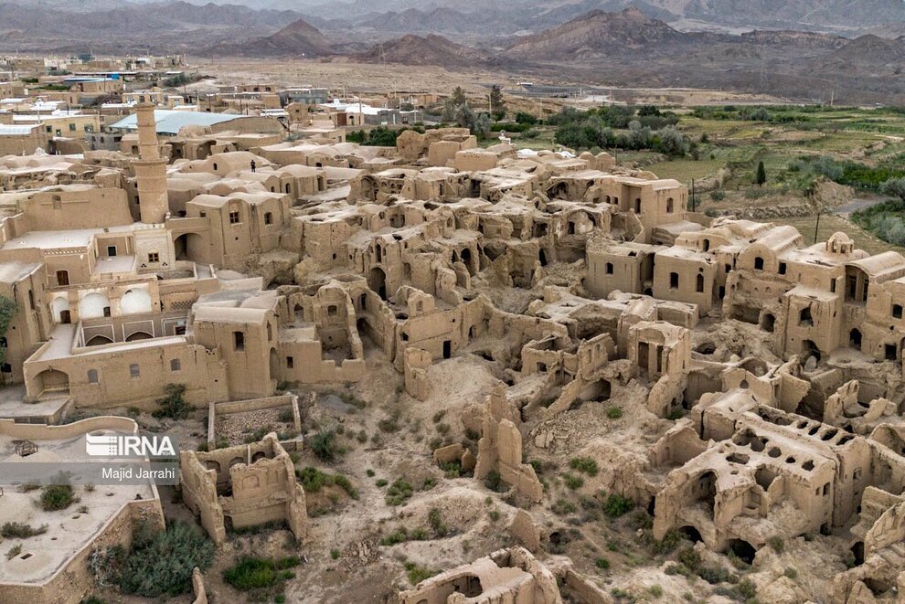 منارجنبان دوم ایران هم کشف شد، در یک قلعه نزدیک اردکان